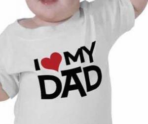 пазл Ребенок с рубашку, которая говорит, что я люблю своего папу